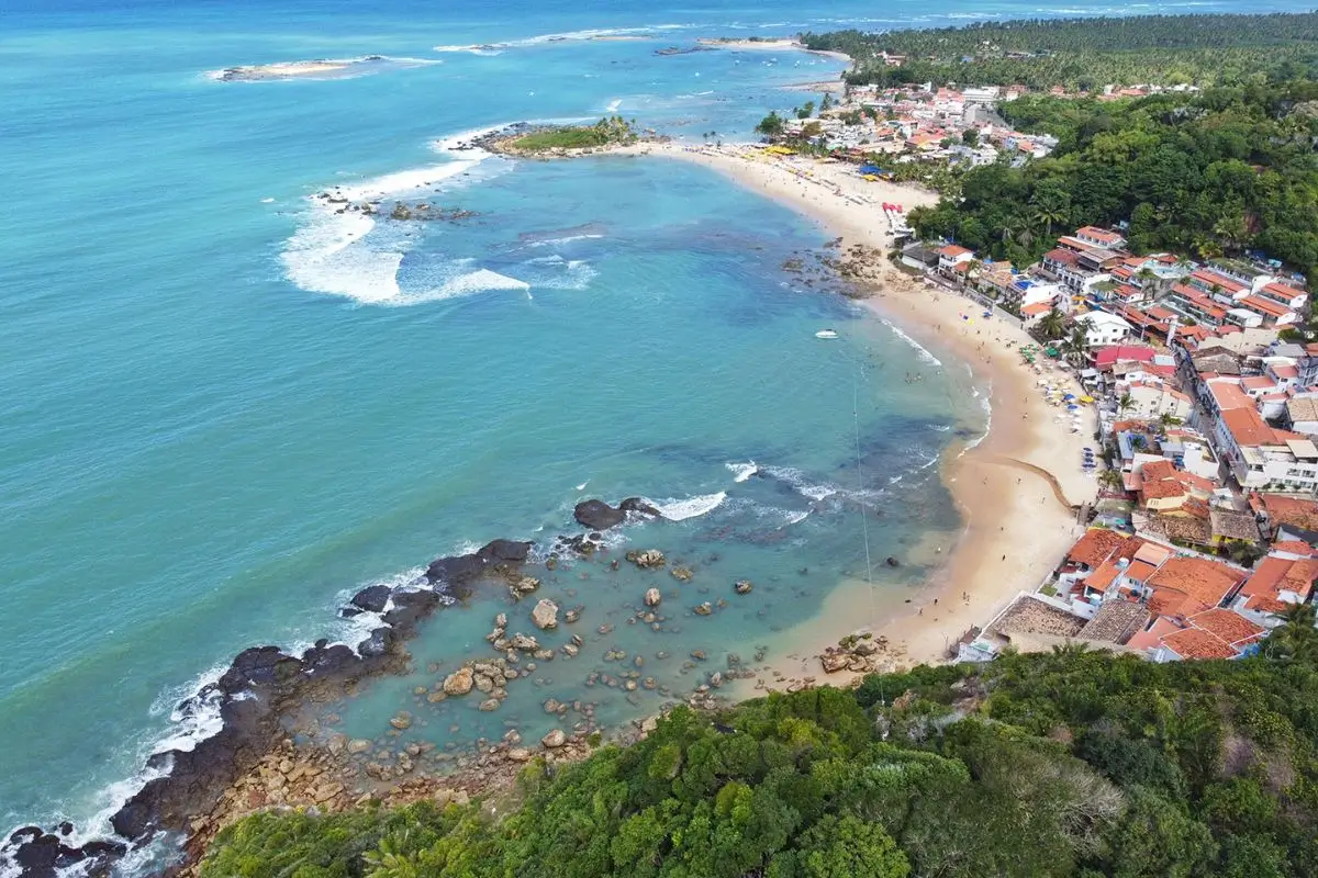 Bahia: 5 Ilhas incríveis para conhecer em 2025 1 Vista do Morro de São Paulo (Bahia)