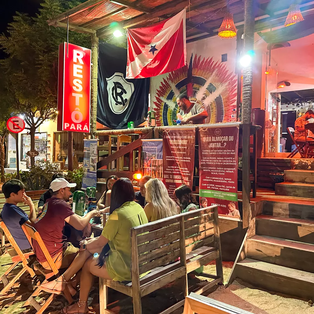 Essa vila escondida no litoral do Ceará está atraindo milhares de turistas em 2025 1 Restaurante na Vila de Jericoacoara